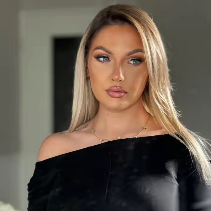 🐚🫧 A N A Ï S 🥥🌴