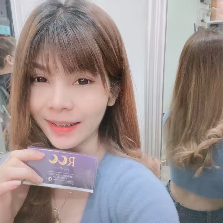 แหม่ม คำหงสา