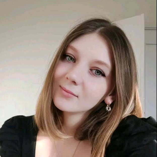 𝐋𝐞𝐝𝐢 𝐃𝐢