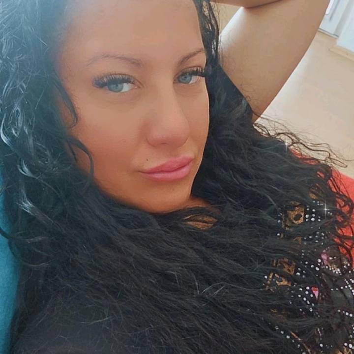 👑Suzi88Queen👑🇭🇷🇧🇦🇩🇪