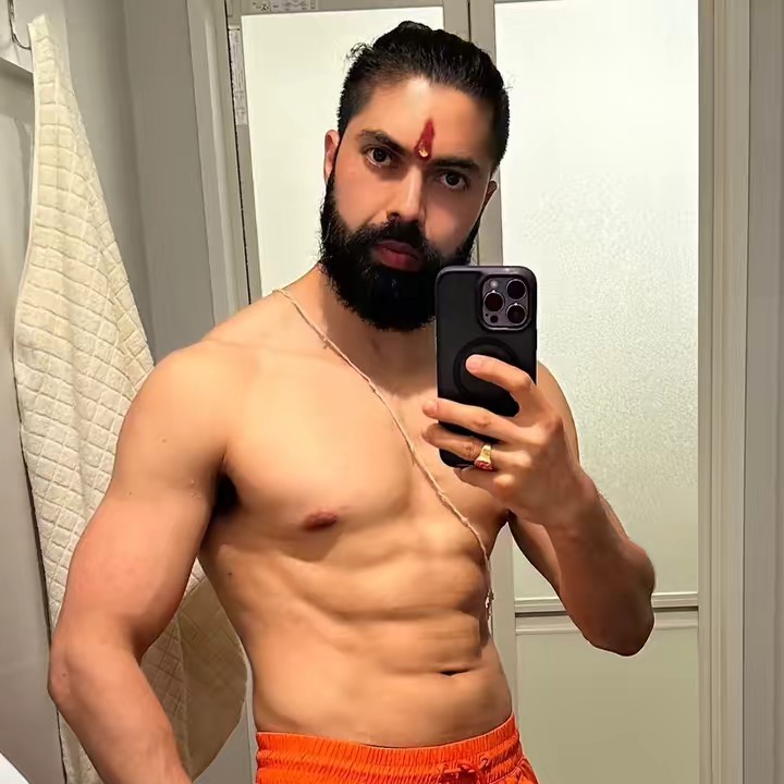 𝑩𝑨𝑩𝑼 𝑩𝑼𝑳𝑬𝑻 神様🫀