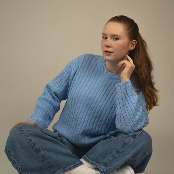 ELLIE BANKE