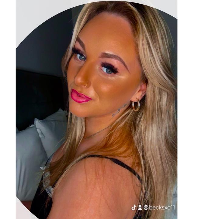 Becks 💛🥛🤿⚡️