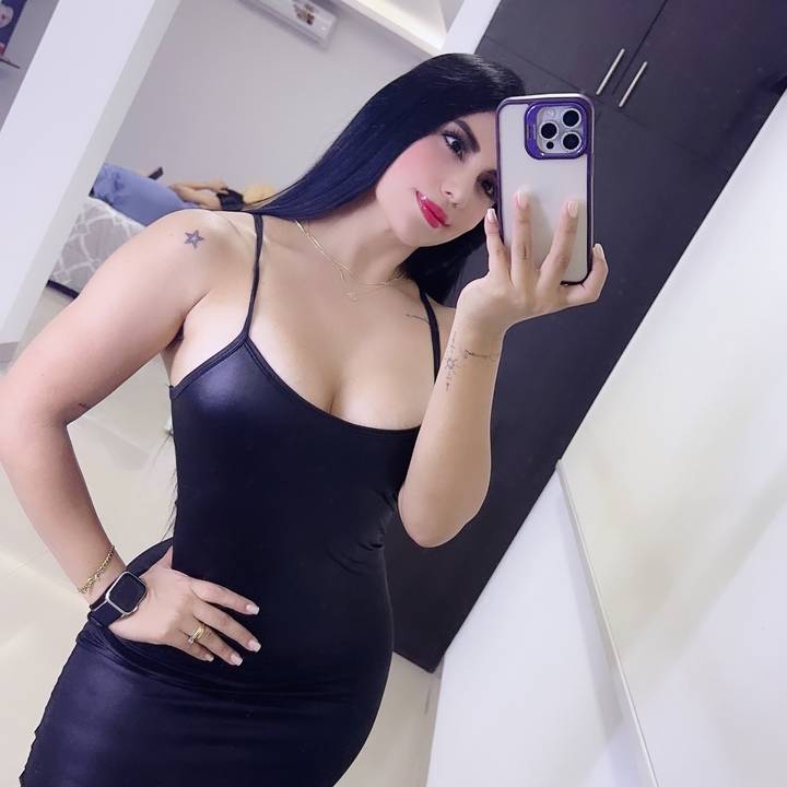 Mayra Santos M