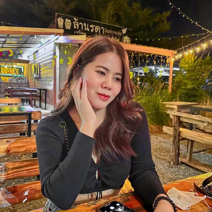 ขยันขายสะด้วย •