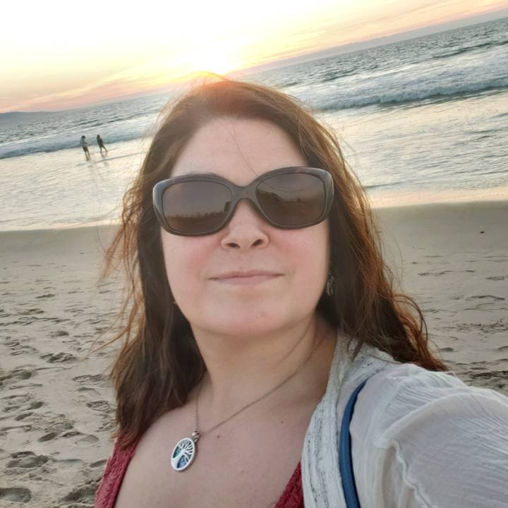 bitch_eating_crackers