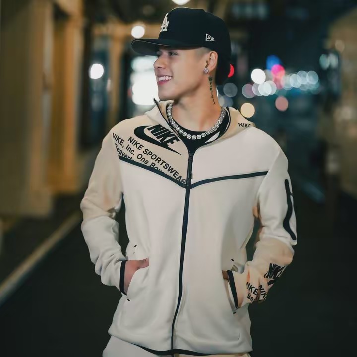 Justin Carpio👑🕷️