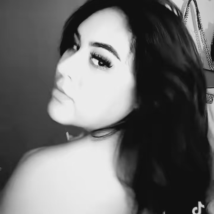 𝑫𝒆𝒏𝒊𝒔𝒔𝒆 𝑨.