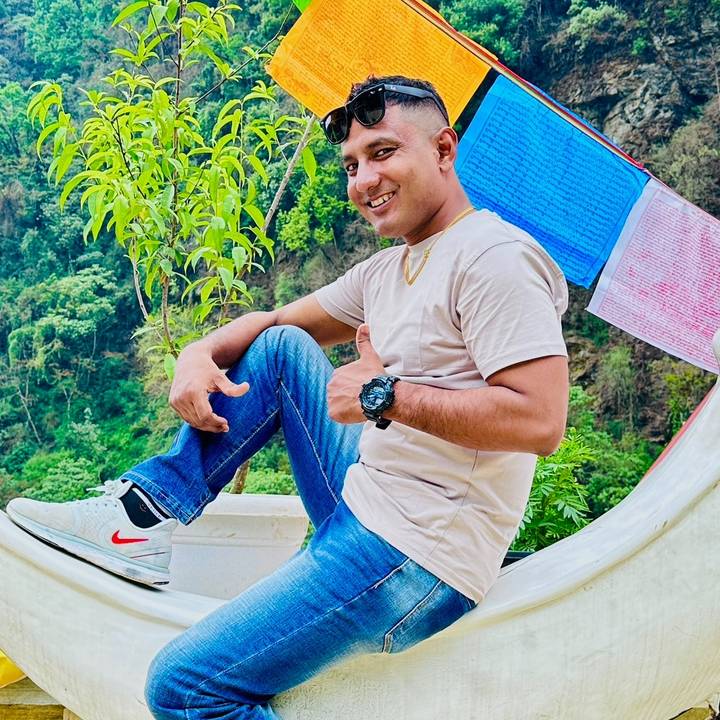 Resham Chhetri🇳🇵❤️🇮🇳