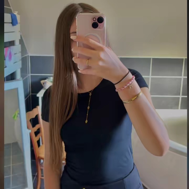 𝐀 𝐋 𝐈 𝐍 𝐄