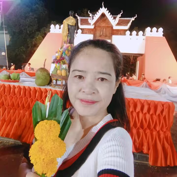 หญิงเล็กคนโคราช