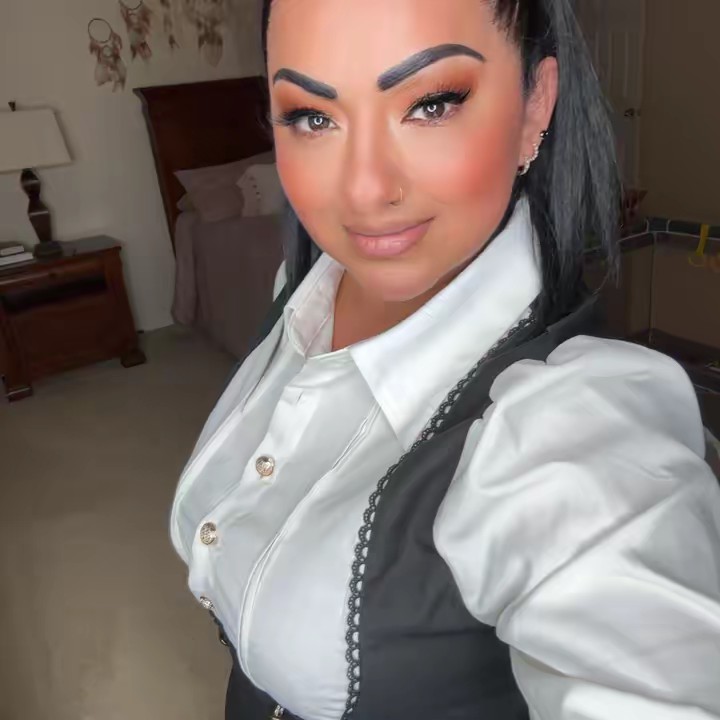 Laura Maya