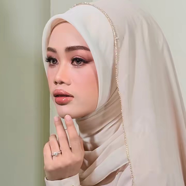 𝗣𝗔𝗟𝗜𝗦𝗔🦋