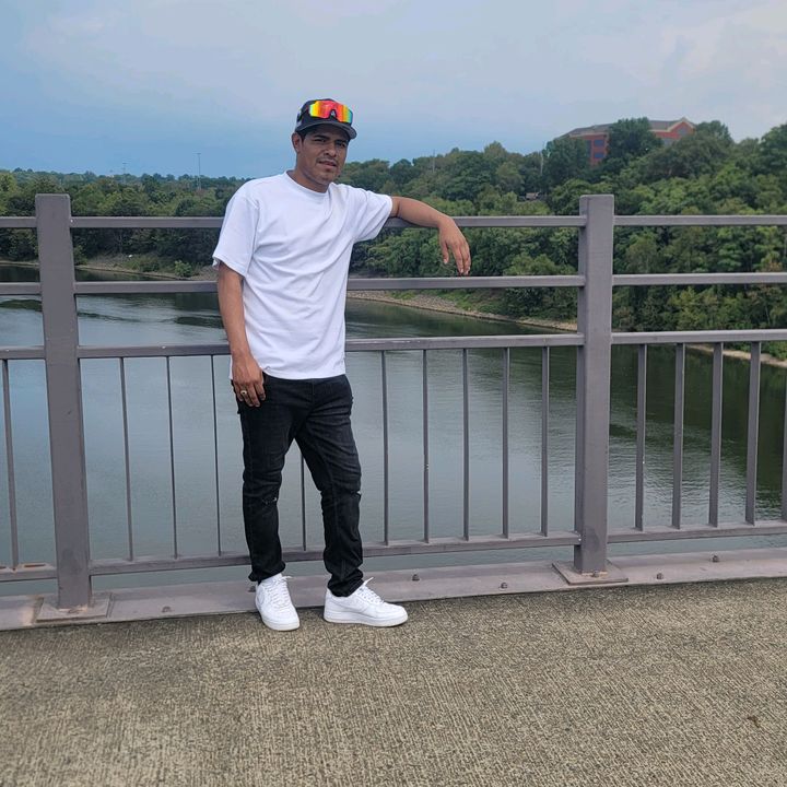 ÁNGEL  DEL VILLAR🎱5👽2