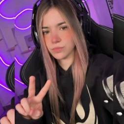 🐥💜 Otra fan más de Rivers ♡