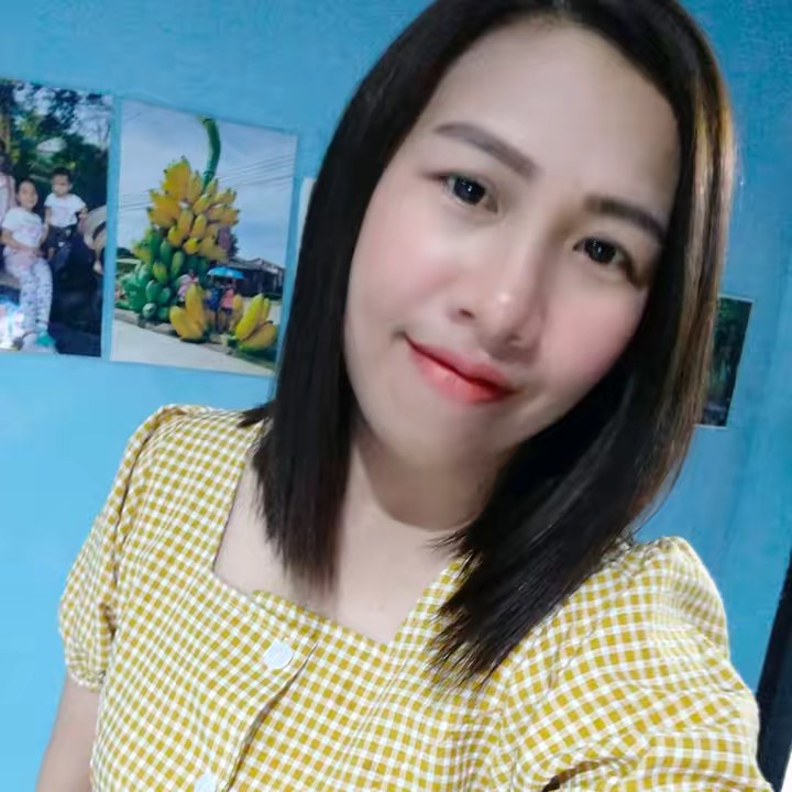 Ann💸💸ชอบขายหมูกรอบ📌บึงทอง