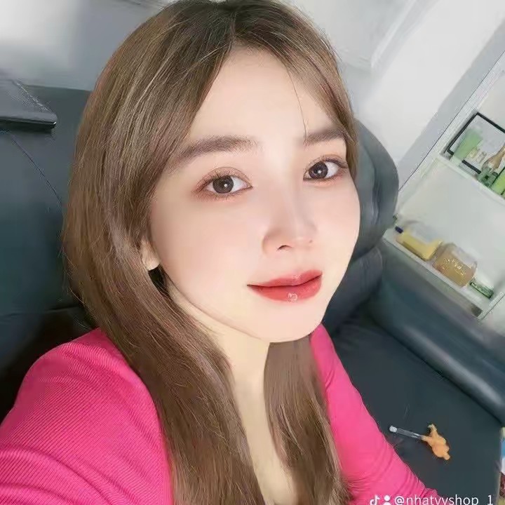 Thế Giới Dầu Gió Nhật Vy