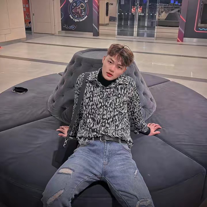 Đinh công Ánh 🇹🇼(Ánh Mói)