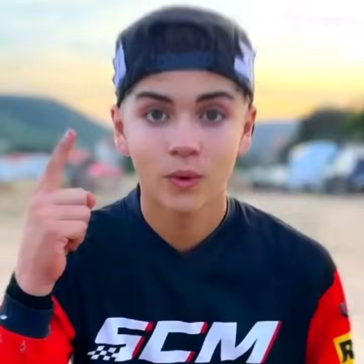 کوچنی ریس🦅🥷💪☝️🇦🇫🇩🇪