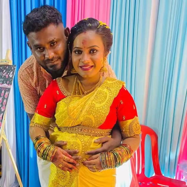 Vicky🦅Nesh🎈Surprise