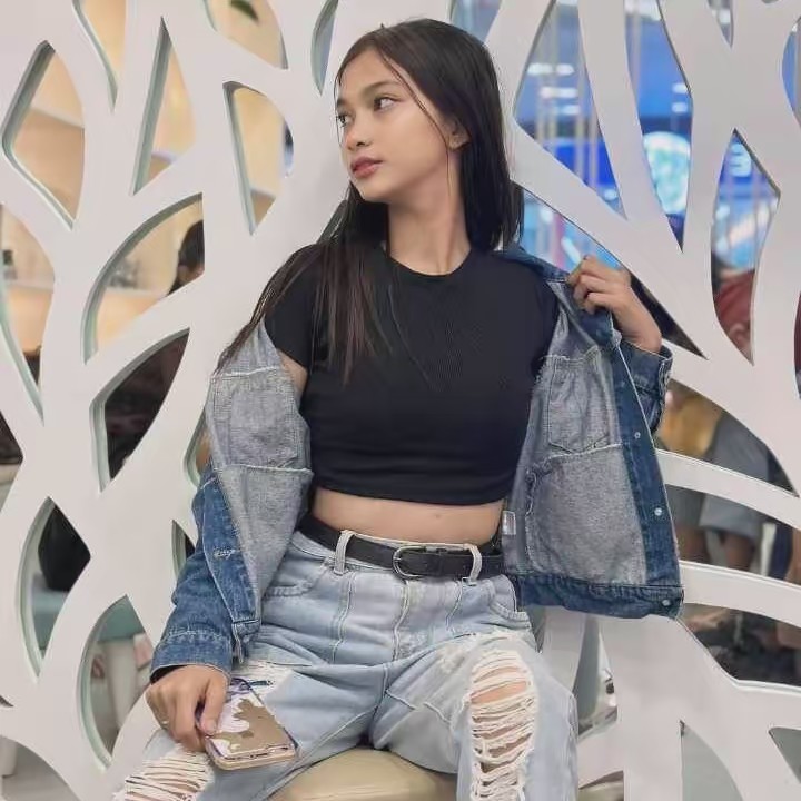 it's_me_your_babycla🩵