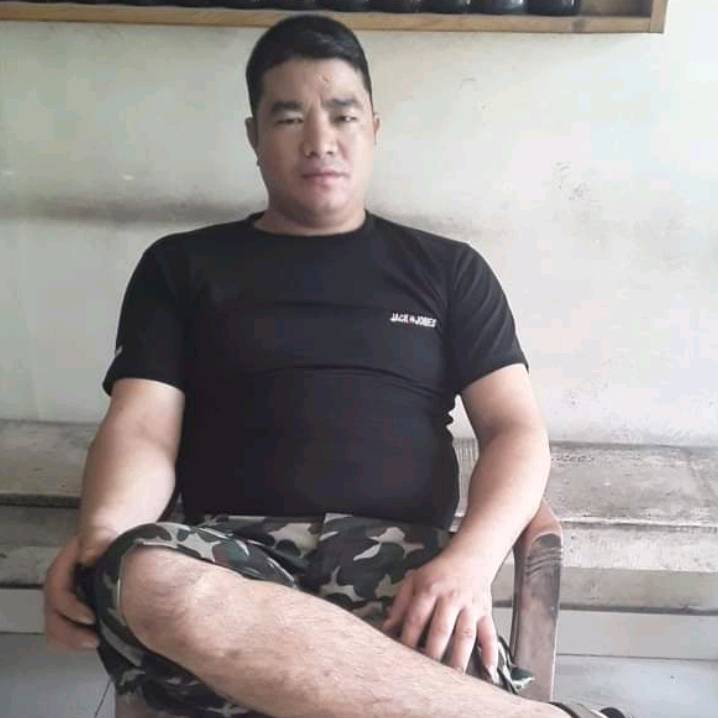 भुबन🇳🇵thapa🇳🇵(sociable)