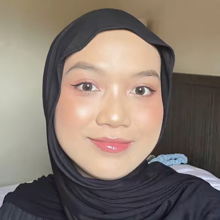 Ini aku safira