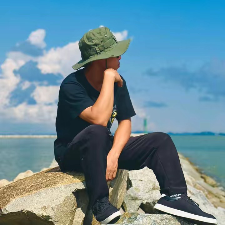 🇲🇲YN Htun🇸🇬🚭🚭(တန့်ဆည်)