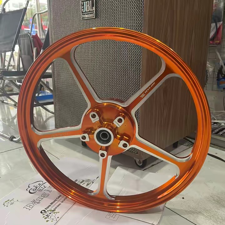 Bình Phụ Kiện Trang Trí Xe Máy