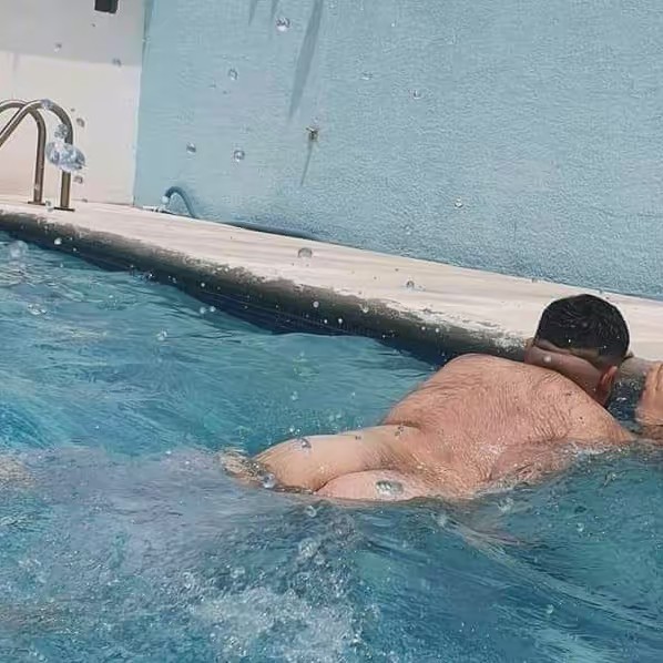 Abraham Esparza🙏🏻🍻🎉😍😇