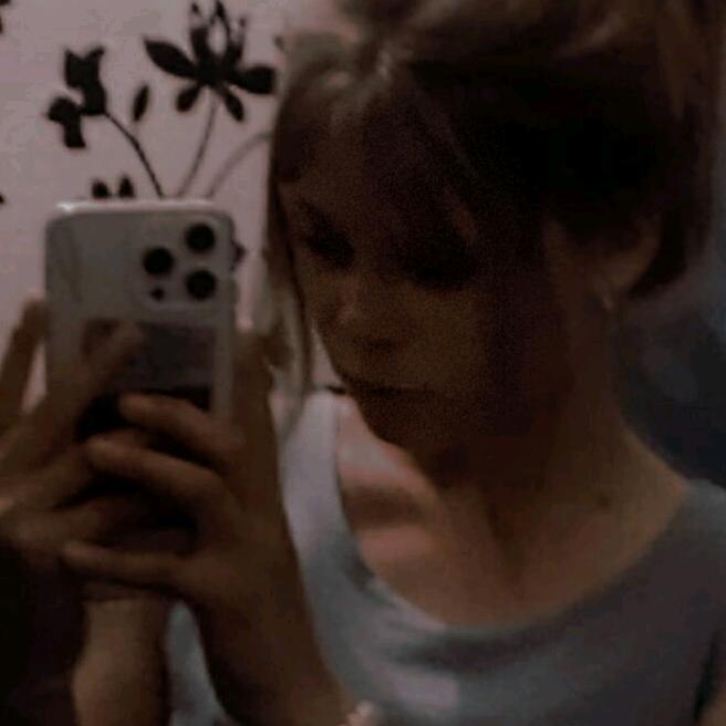 ✧ɨʀɨɖǟ ƈɦɨӄɨ քɨӄɨ♡︎