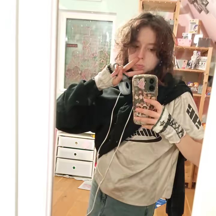 🧬kookie happy happy⁷🎹🧢