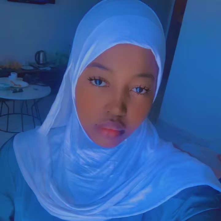 Hikmat3🇰🇲🇸🇳♥️