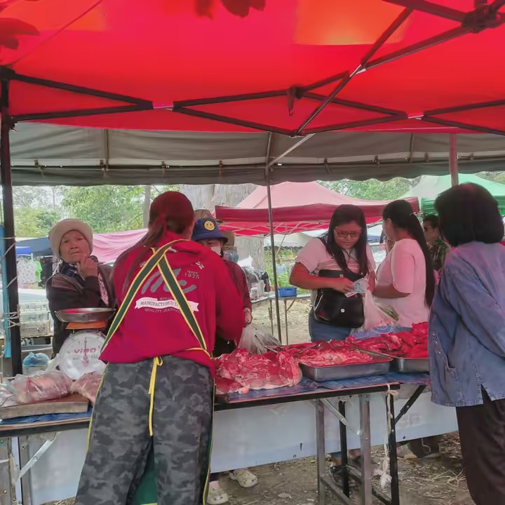 กุ๊กไก่ หมูสด 101🐷🐷