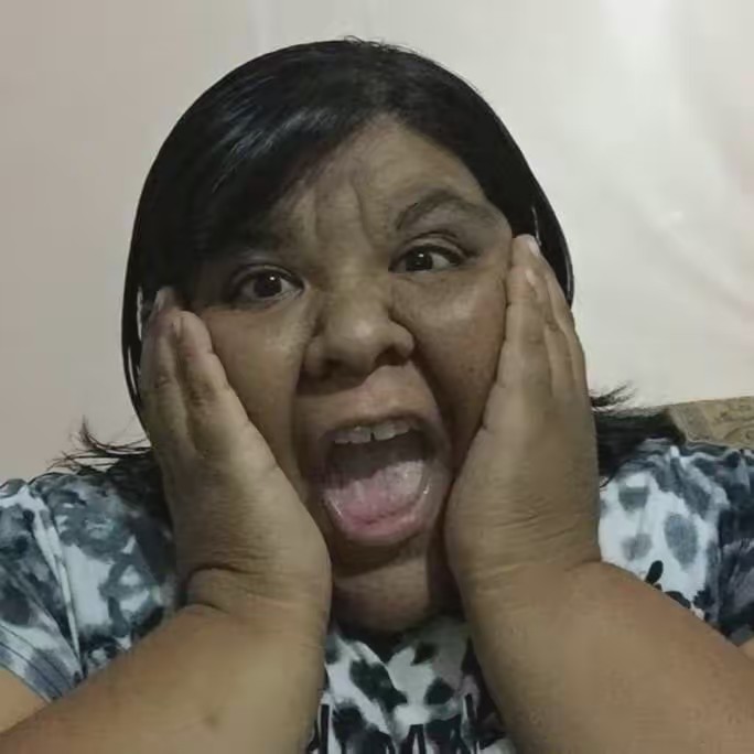 Pricha Diamantada Morrada 💜