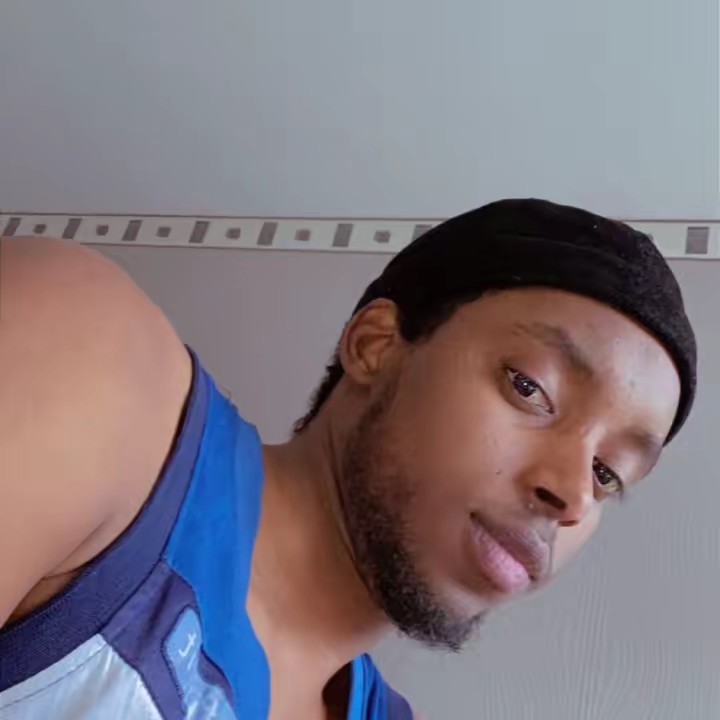 Black sow🇬🇳🇺🇸🇫🇴