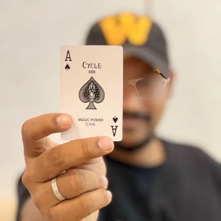 ميجو | мєĴσσ ♣️