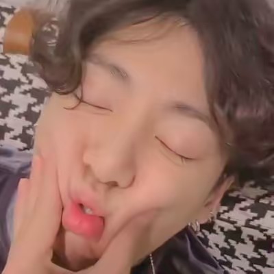 𝙋𝙚𝙖𝙘𝙝𝙮𝘽𝙚𝙚