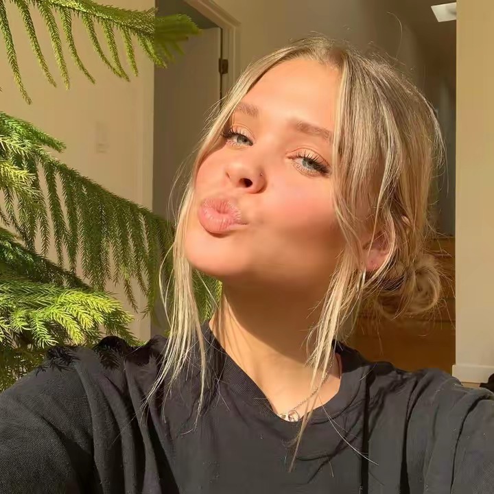 MadelineEMdamskey
