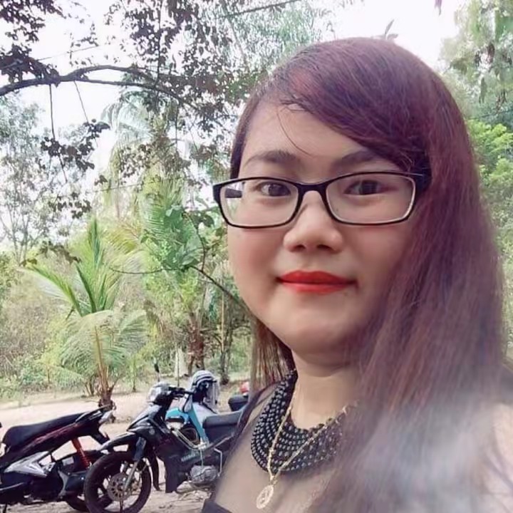 Mẹ Thúy Tạp Hoá