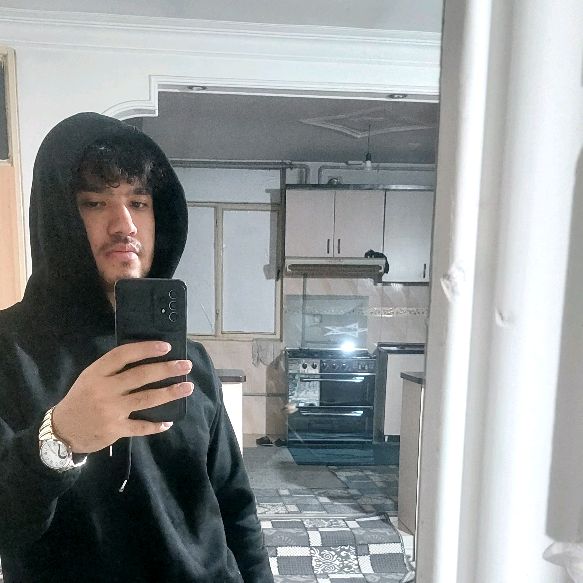 شاداب ظاهری