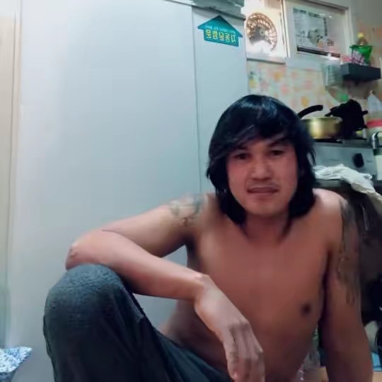 ต๊ะติ้งโตย🇹🇭❤️🇰🇷