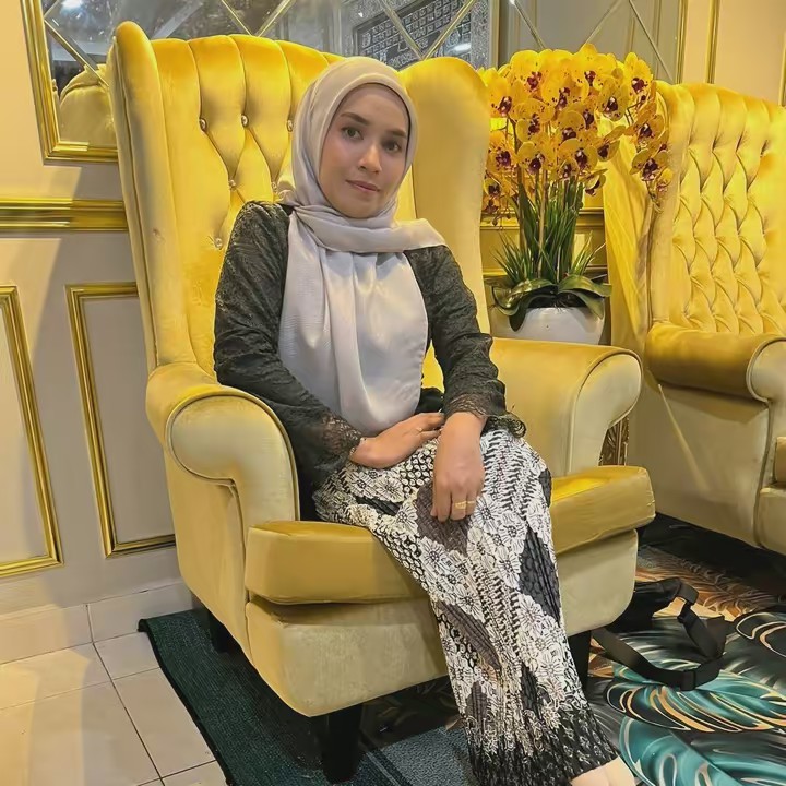 MommyFyka🧚🏻‍♀️