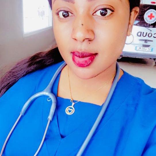 Aicha infirmière 👩‍⚕️