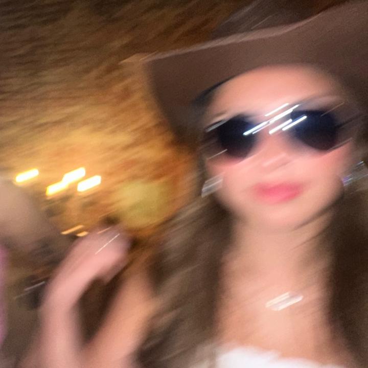 𝓲𝓼𝓪𝓫𝓮𝓵 🪴