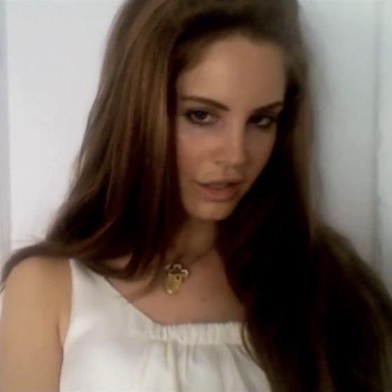 ᴇᴍᴇʟʏ ᴀᴍᴀᴅᴏʀ ♡ྀི