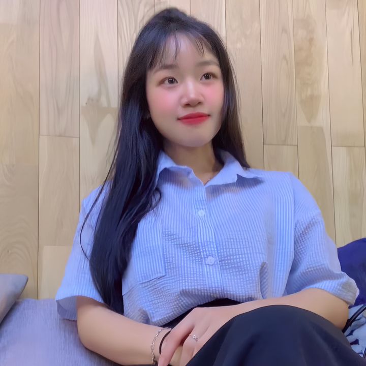 Bé Phượngg🇻🇳🇰🇷