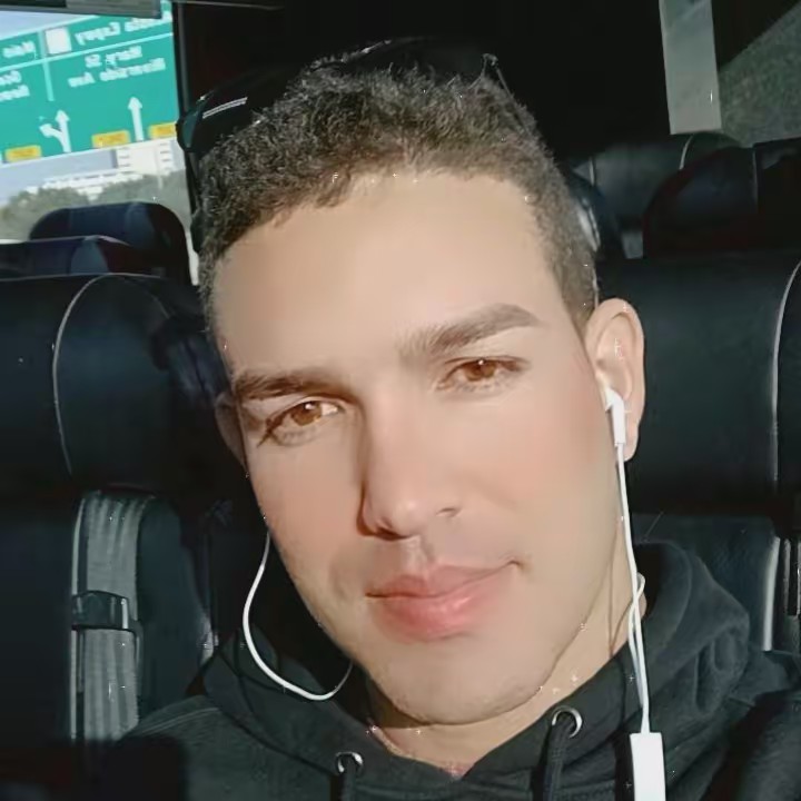 DANI CUBA🇨🇺 JAX JOYERIA