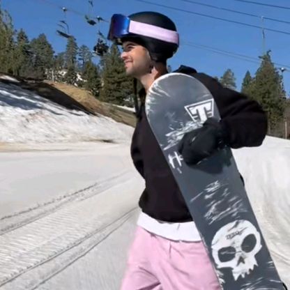 Snowboard