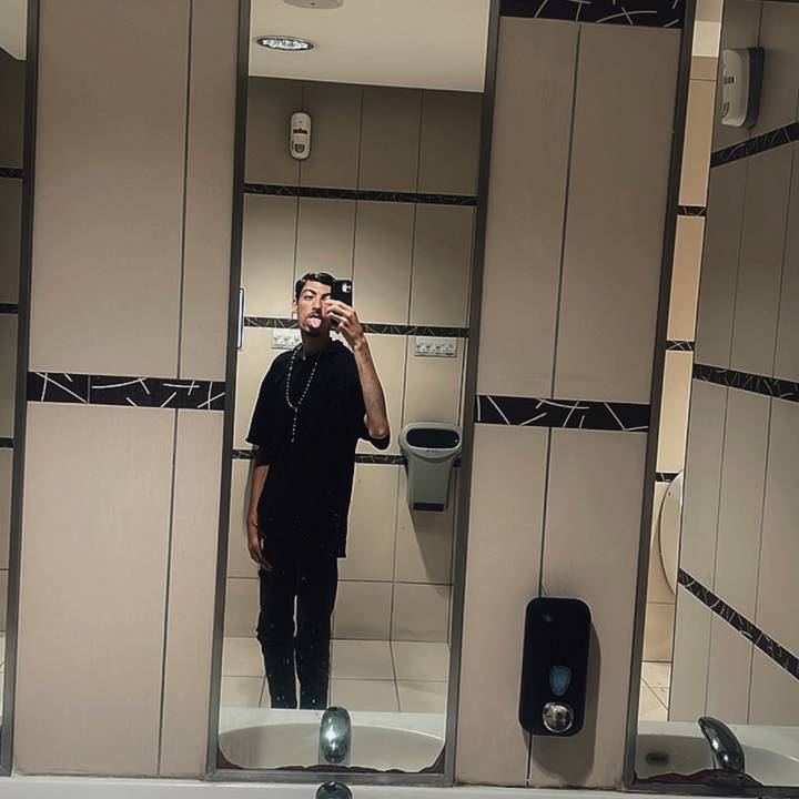 V_I_N_C_E_N_Z_O_💙🩸